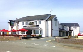 Tafarn y Rhos Hotel